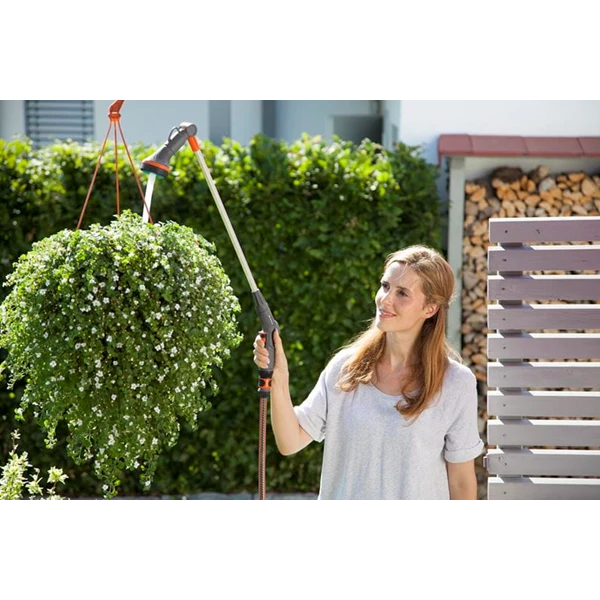 Lance Et Pistolet D'arrosage Fusil Arrosoir Comfort Gardena - Arrosage Des Suspensions Et Pots à Distance - 2 Jets Au Choix 18335-20 4 Lance Et Pistolet D'arrosage Fusil Arrosoir Comfort Gardena - Arrosage Des Suspensions Et Pots à Distance - 2 Jets Au Choix 18335-20 – Image 2