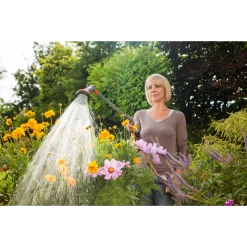 Lance Et Pistolet D'arrosage Fusil Arrosoir Comfort Gardena - Arrosage Et Nettoyage Des Zones Difficiles D'accès - 2 Jets Au Choix 18334-20 8 Lance Et Pistolet D'arrosage Fusil Arrosoir Comfort Gardena - Arrosage Et Nettoyage Des Zones Difficiles D'accès - 2 Jets Au Choix 18334-20 -Espace vert et piscine Boutique p256944 pic2